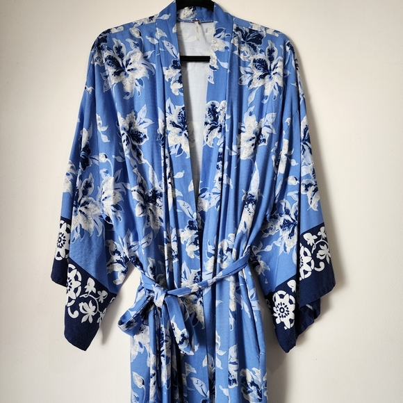 Free People Rare Kimono Maxi Blue Long Top Duster Cover-up Floral - Picture 1 of 13